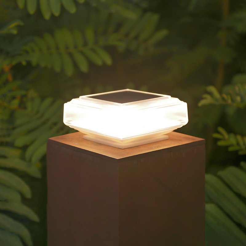 Nowoczesne, przezroczyste lamp – Outdoor Power Post recenzja i cena