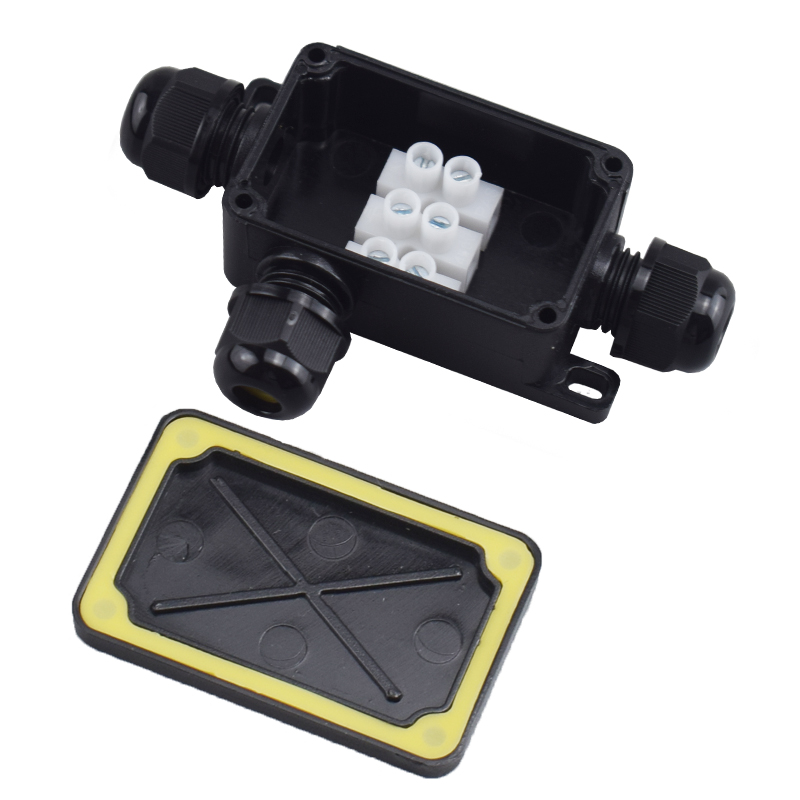 Zewnętrzna, wodoodporna skrzyn – Outdoor Power Outlet Box recenzja i cena